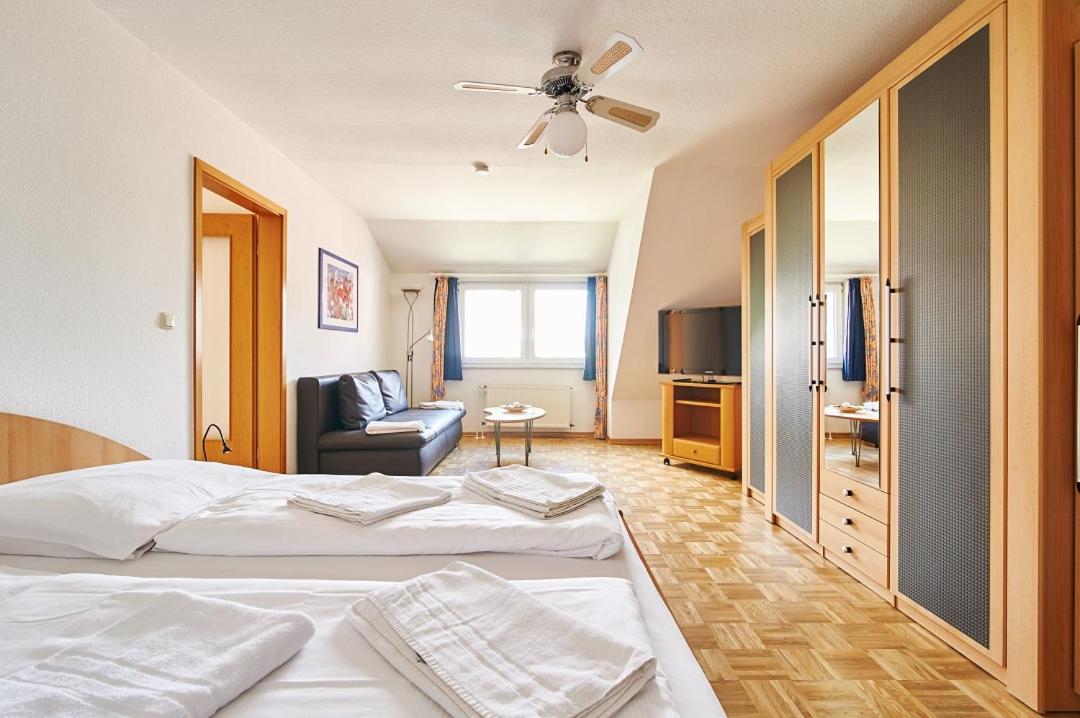 Ferienhaus Achtern Feeld Hüde 외부 사진